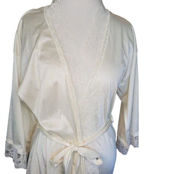 Vintage Cream Satin‎ Bridal Nylon Robe Lace Trim Long USA M/L - Picture 3 of 10